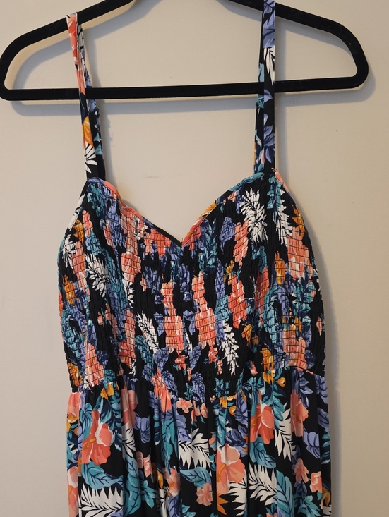 Dresses & Skirts - Torrid Smocked Sweetheart Neckline Floral Sundress